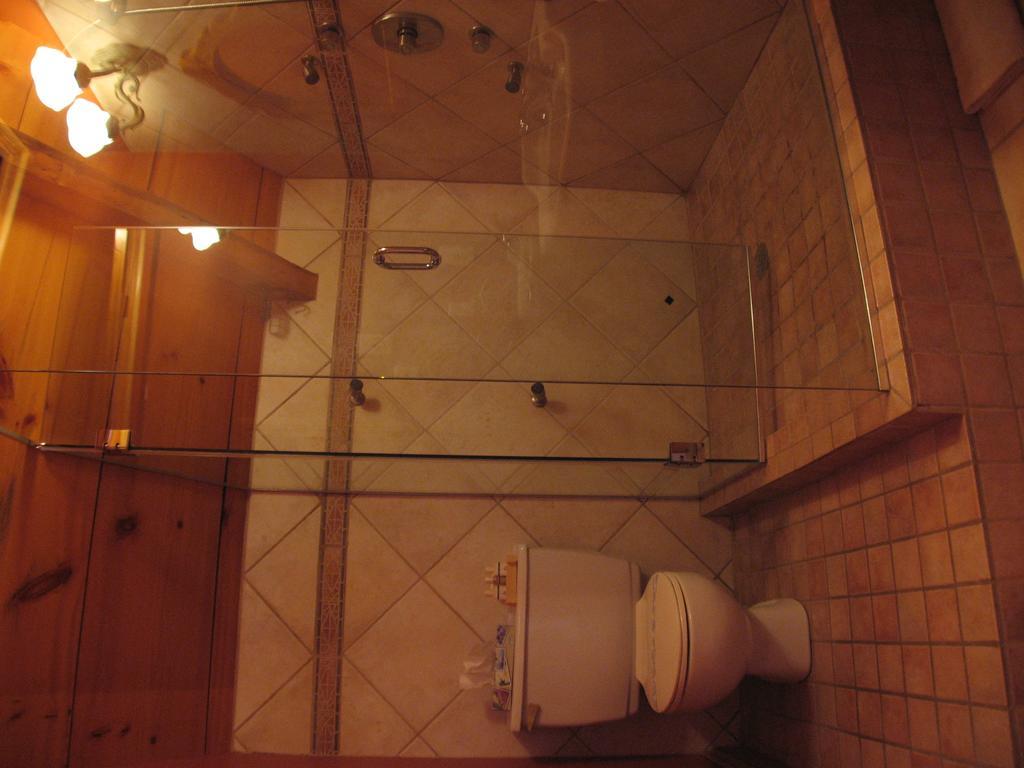 Manoir Ramezay Hotel Marieville Room photo