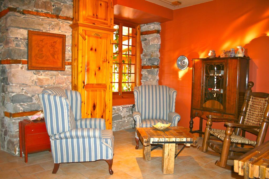 Manoir Ramezay Hotel Marieville Exterior photo