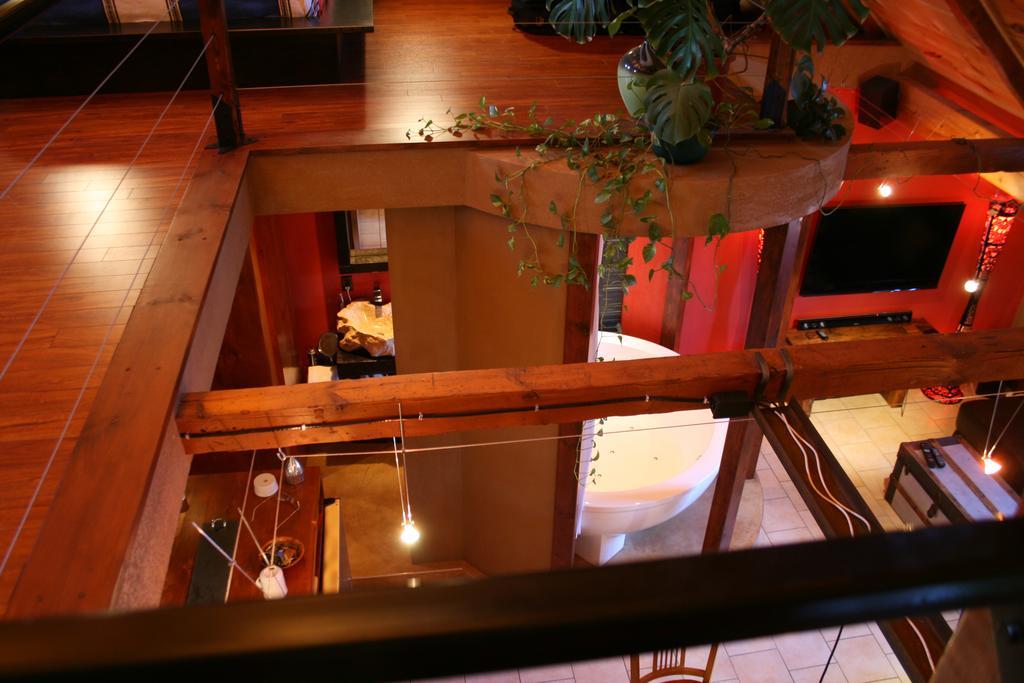 Manoir Ramezay Hotel Marieville Exterior photo