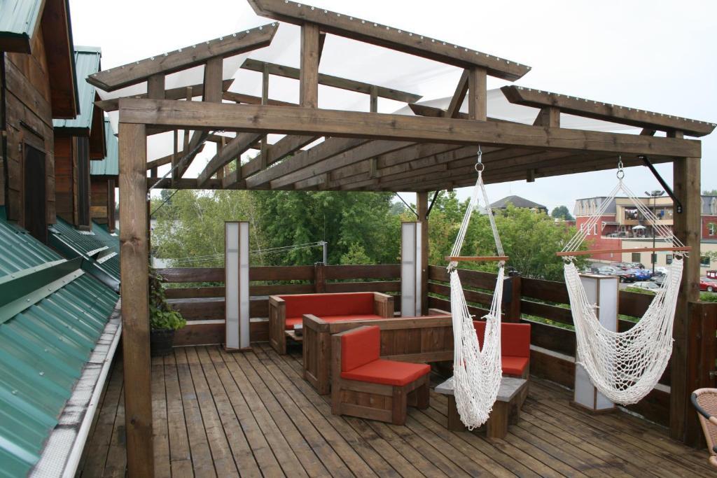 Manoir Ramezay Hotel Marieville Exterior photo